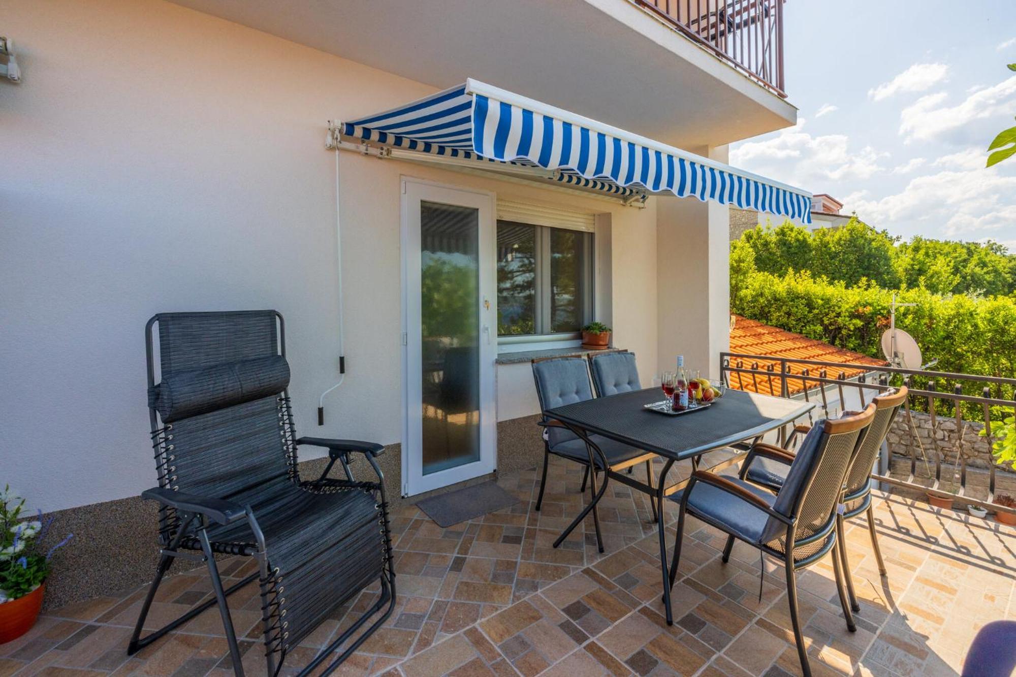 Apartmani Azur Dramalj Exterior photo